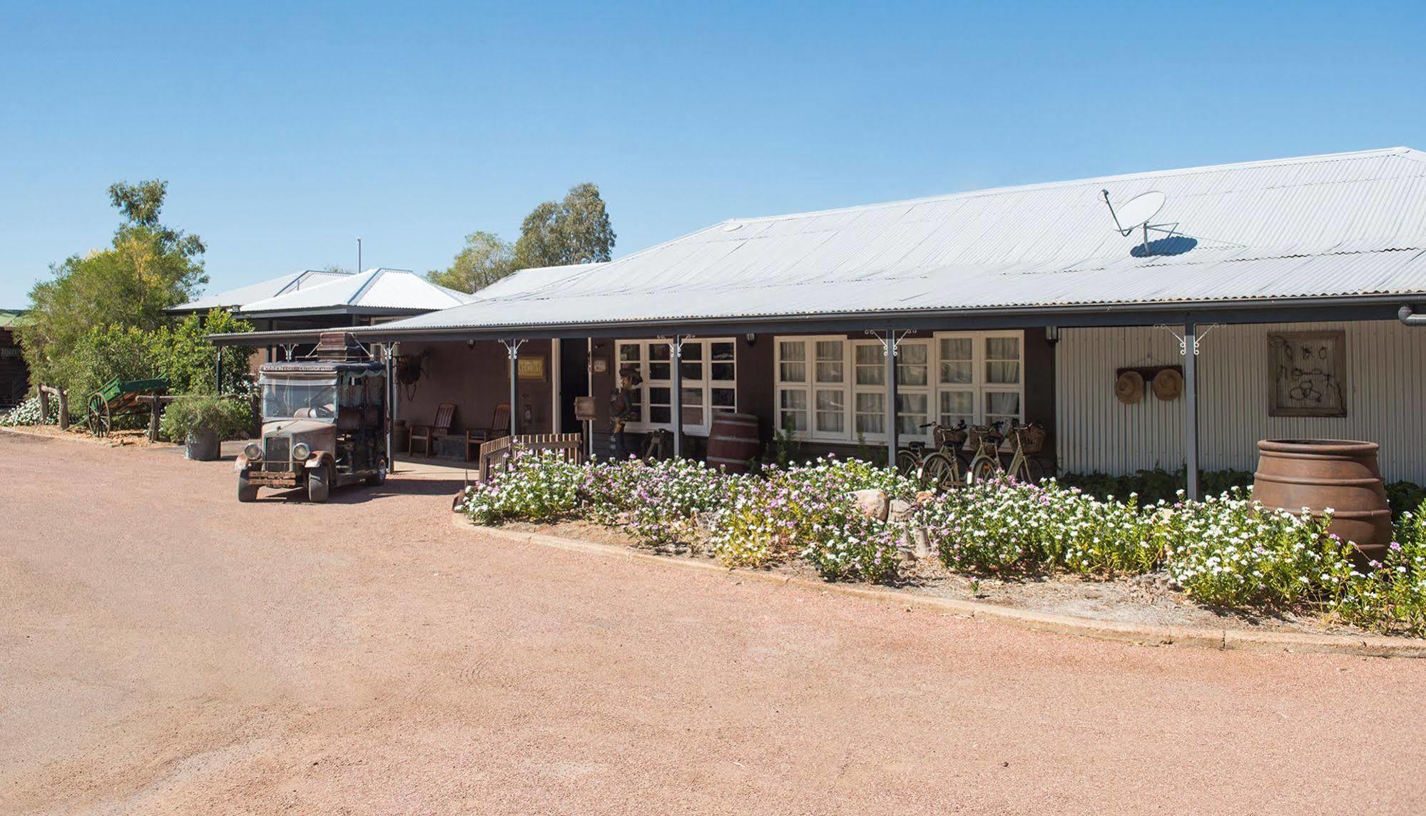Saltbush Retreat Vila Longreach Exterior foto